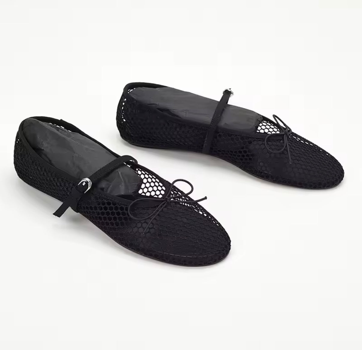 Ballet flats with strap