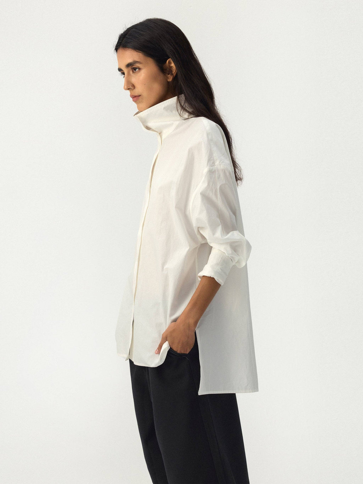 CUBIC Camicia in 100% cotone con collo alla coreana: Bianco