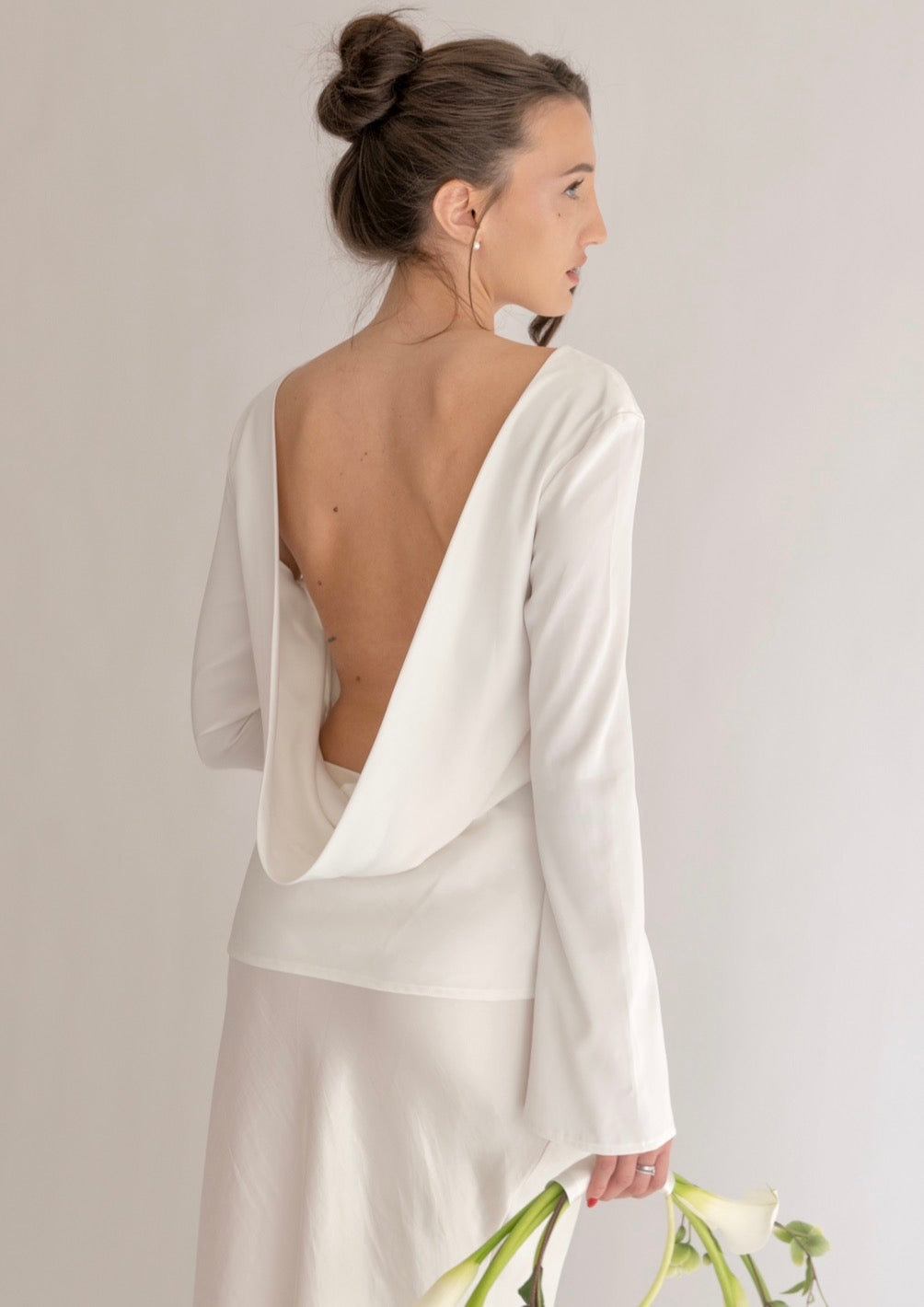 Blusa Effetto Satin con Schiena Scoperta