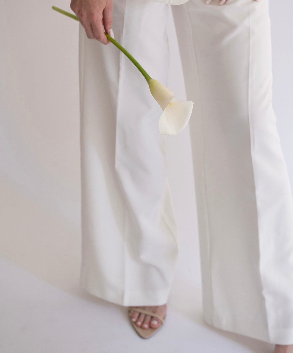 Pantaloni a Gamba Larga Fluidi "Paloma" | Avorio