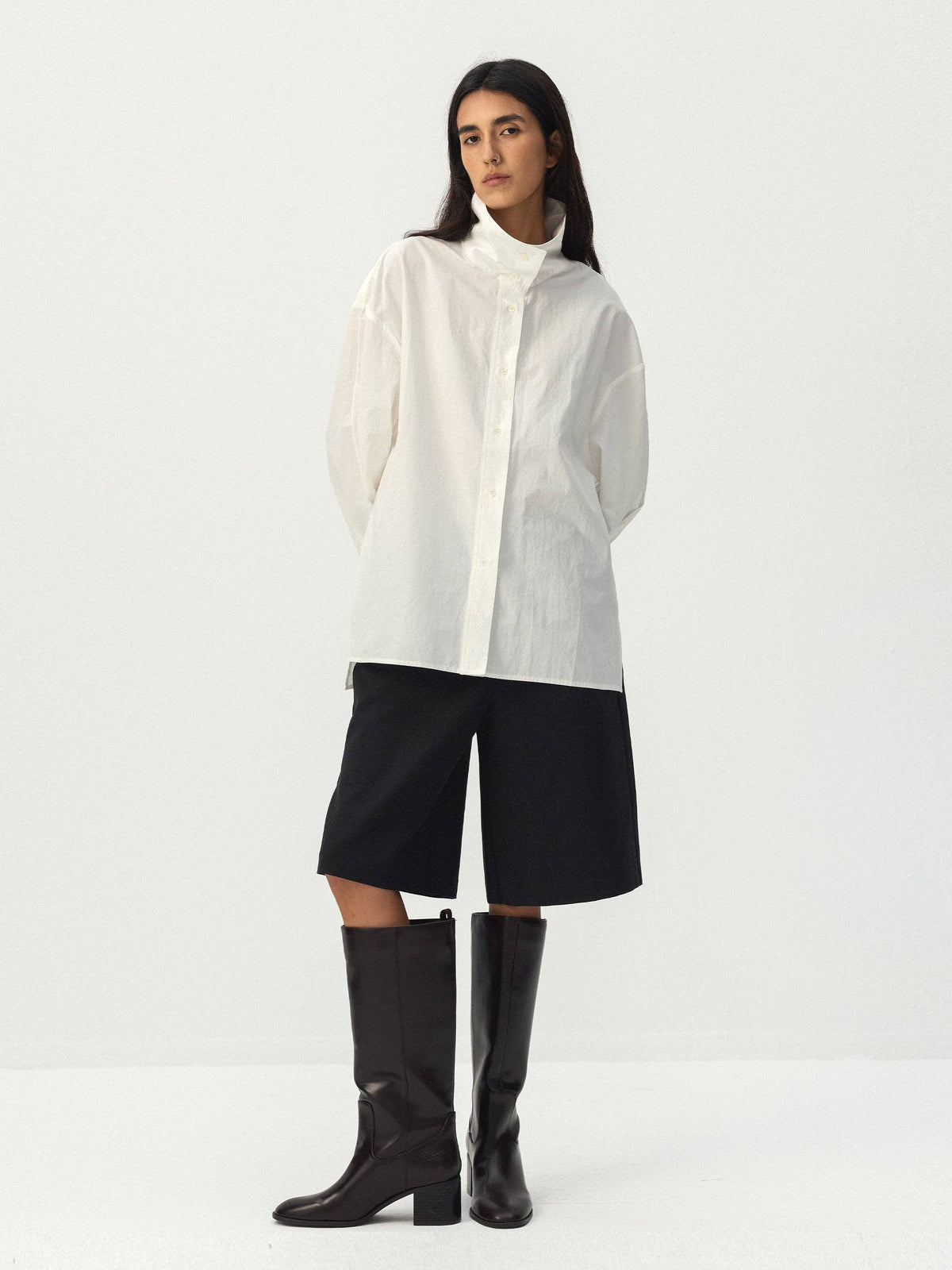 CUBIC Camicia in 100% cotone con collo alla coreana: Bianco